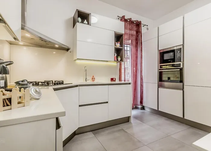 White Living R-home